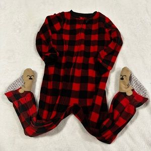🍄3/$15🍄 Buffalo Plaid Bear Footie Pajamas